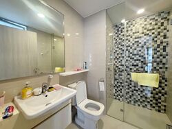 Sea Esta (D18), Condominium #571132761